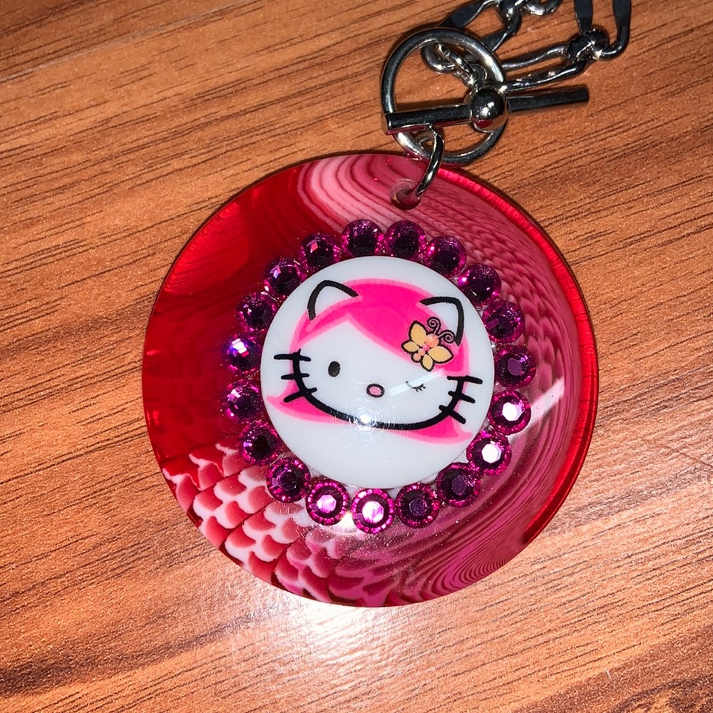 NWOT Tarina Tarantino x Hello Kitty Pink Head Necklace